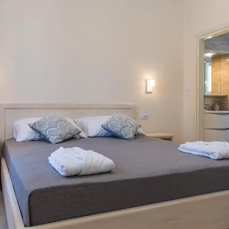 וילה Villa Arilobos 5 Bedrooms Pool Central